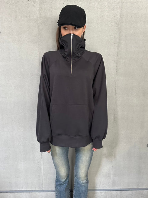 ハイネックハーフZIP フーディ